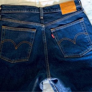 Levi’s straight cut high rise Wedgie